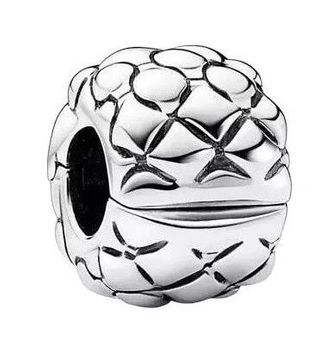 Charms Moments srebrny 925 klips DIA-CHA-IM2000224CH-925. Srebrny klips do bransoletki. Klips charms do bransoletki typu Pandora. Srebrny charms w formie stopera. Klips charms na prezent..jpg