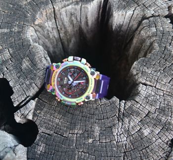 Zegarek męski G-SHOCK Casio METAL TWISTED G AURORA OVAL MTG-B3000PRB-1AER z kolekcji zegarków męskich Casio G-Shock. Zegarki G-shock wyposażony jest w touch solarsolar powered (7).JPG